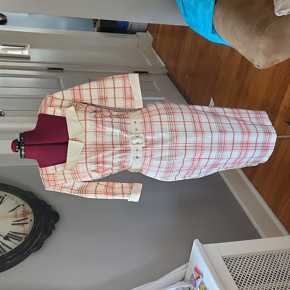 Voodoo Vixen Pink Pencil Dress Large